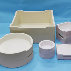 Alumina saggers, magnesia saggers